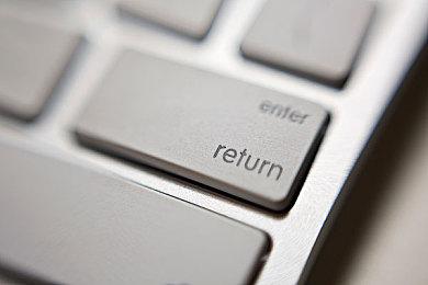 《魔咒之地》原案编剧：最终剧情和初始方案完全不同